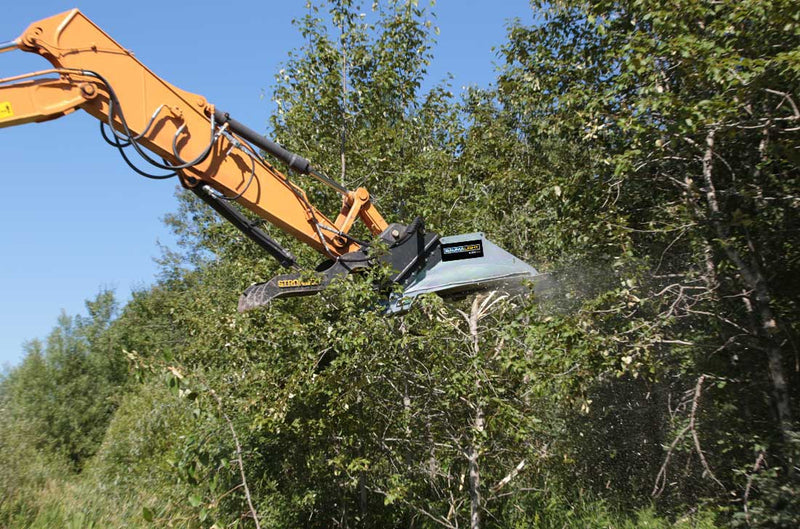 Baumalight CXC550 - HX590 Excavator Rotary Brush Cutter - Landboss