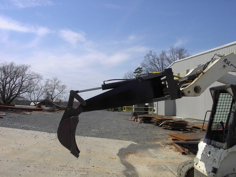 Loflin Fabrication Backhoe with Bucket - Landboss