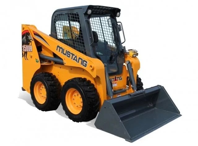 Skid Steer Doors of North America Mustang R/RT Series Skid Steer Door - Landboss