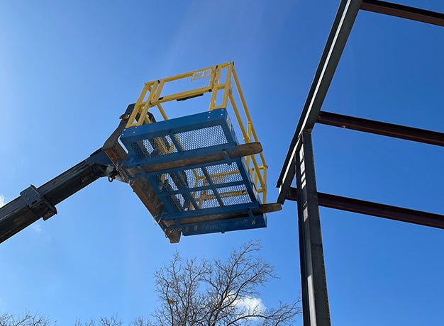 Star Industries 1210C 4′ x 9.8′ Safety Work Platform - C Series - Landboss
