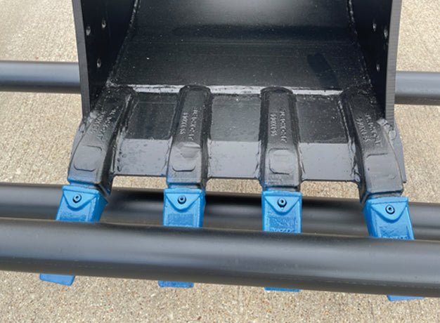 Star Industries 910 - 36 Mini Excavator Bucket - Landboss