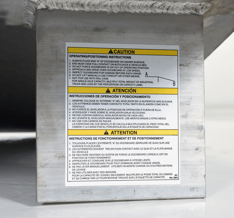 Vestil Aluminum Truck Dockboards (Welded Aluminum Curbs) - Landboss