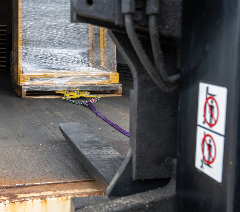 Vestil Pallet Pullers - Landboss