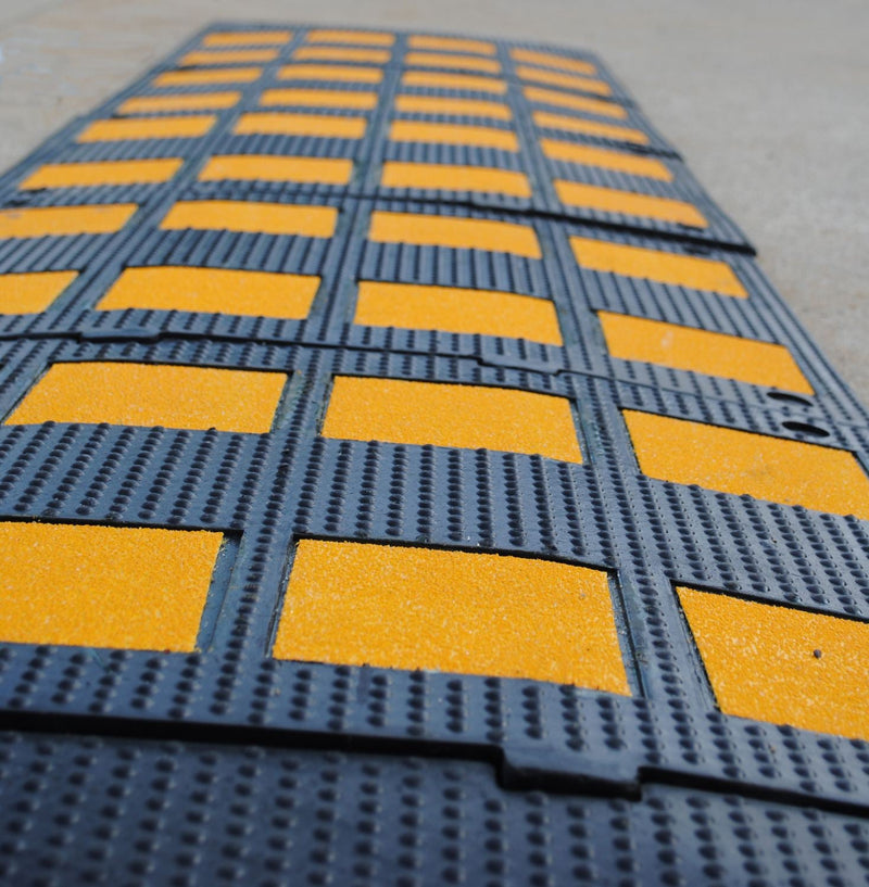 Vestil Rubber Speed Humps - Landboss